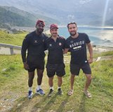 Dave Sutter, Arnaud Jacquemet et Vincent Praplan profitent de leur fin de journée à Salanfe